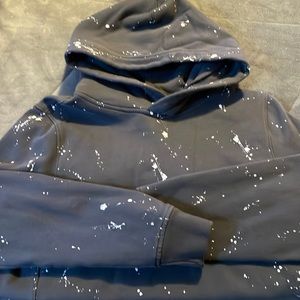 Mens Abercrombie and Fitch paint splatter pull over hoodie never worn